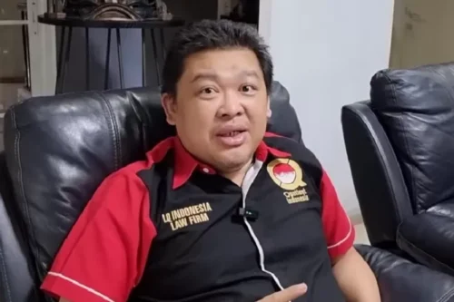 Alvin Lim, seorang pengacara kondang dan Ketua Pengurus LQ Indonesia Lawfirm, meninggal dunia