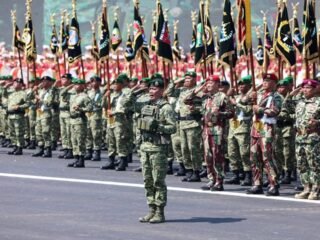 Presiden Prabowo Pimpin Upacara Gelar Pasukan