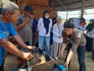 Digitalisasi dan Inovasi, PKM UTS Ubah Wajah Industri Batu Bata Merah Rumahan di Gowa