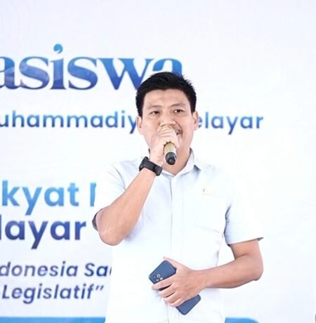 Mahasiswa ITSBM Selayar Dapat Pesan Khusus dari Legislator Gerindra