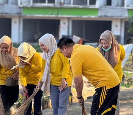 Perumda Terminal Makassar Metro Gelar Kerja Bakti