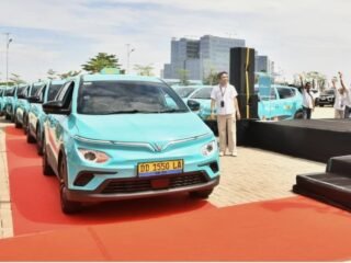 Mobil Transportasi Listrik Modern Diluncurkan di Kawasan CPI