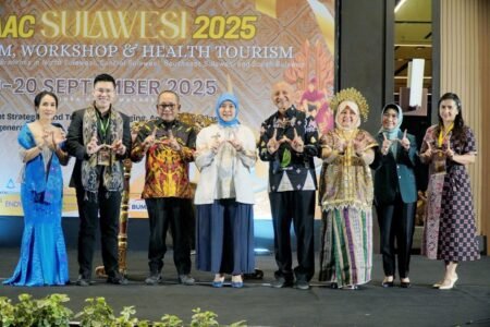 Aliyah Mustika Ilham Hadiri Simposium Anti-Aging di Makassar