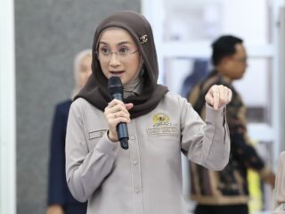 Desy Ratnasari Soroti Kuota BPJS dan Keterbatasan Dokter Subspesialis di Daerah